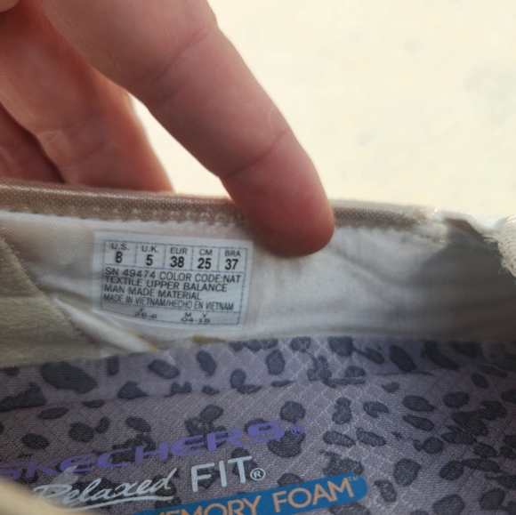 Sketchers Over Lace Relaxed fit air-cooled memory foam slip on sneakers size 8 - Picture 5 of 7